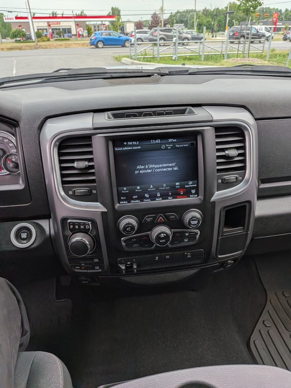 2022 Ram 1500 Classic Warlock in Saint-Hyacinthe, Quebec - 12 - w1024h768px