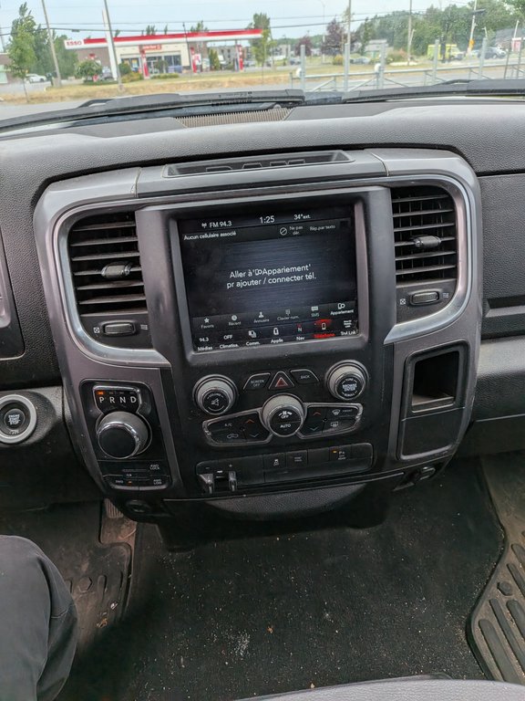 2022 Ram 1500 Classic Warlock in Saint-Hyacinthe, Quebec - 11 - w1024h768px