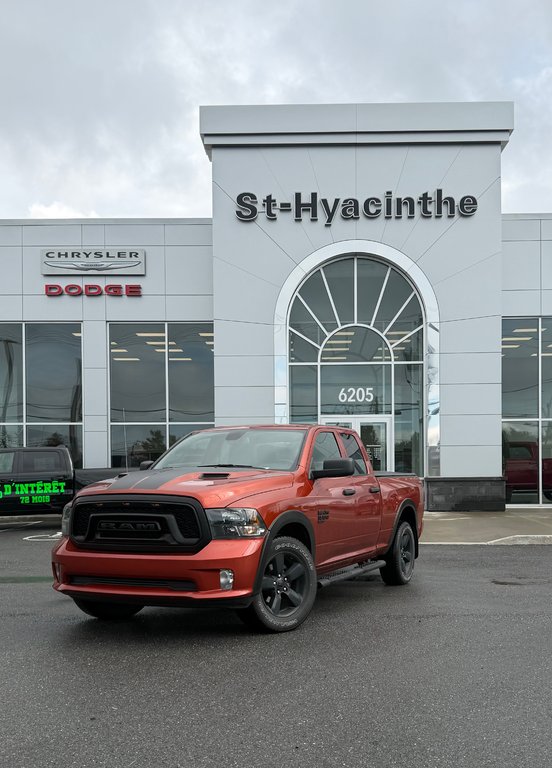 2023 Ram 1500 Classic Express in Saint-Hyacinthe, Quebec - 1 - w1024h768px