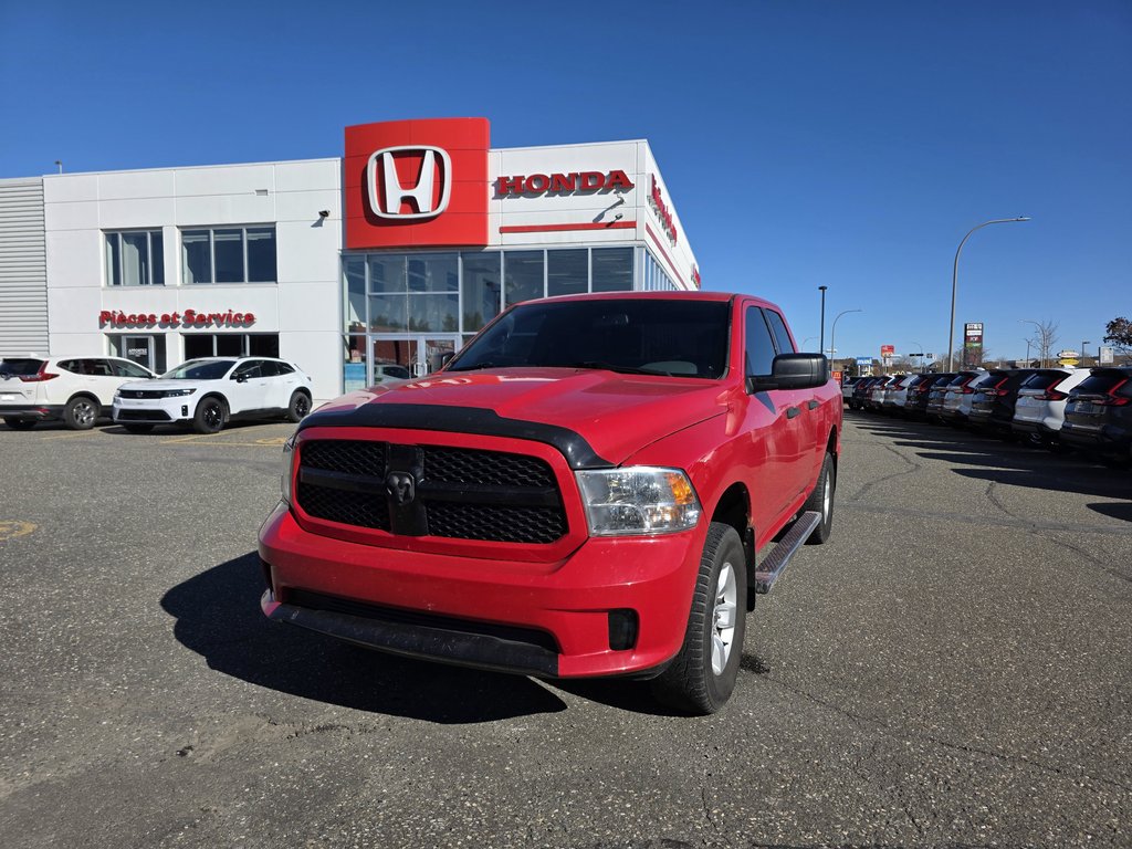2015 Ram 1500 ST QUAD CAB in Rivière-du-Loup, Quebec - 1 - w1024h768px