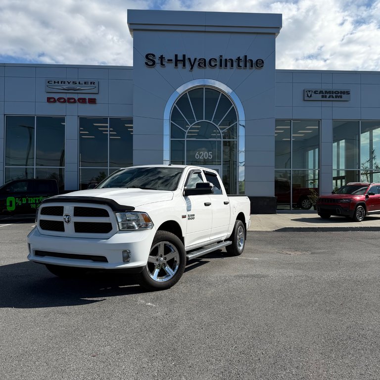Ram 1500 Express 2018 à Saint-Hyacinthe, Québec - 1 - w1024h768px
