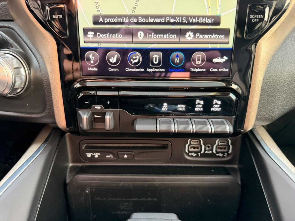 2019 Ram 1500 Laramie in Quebec, Quebec - 21 - w1024h768px