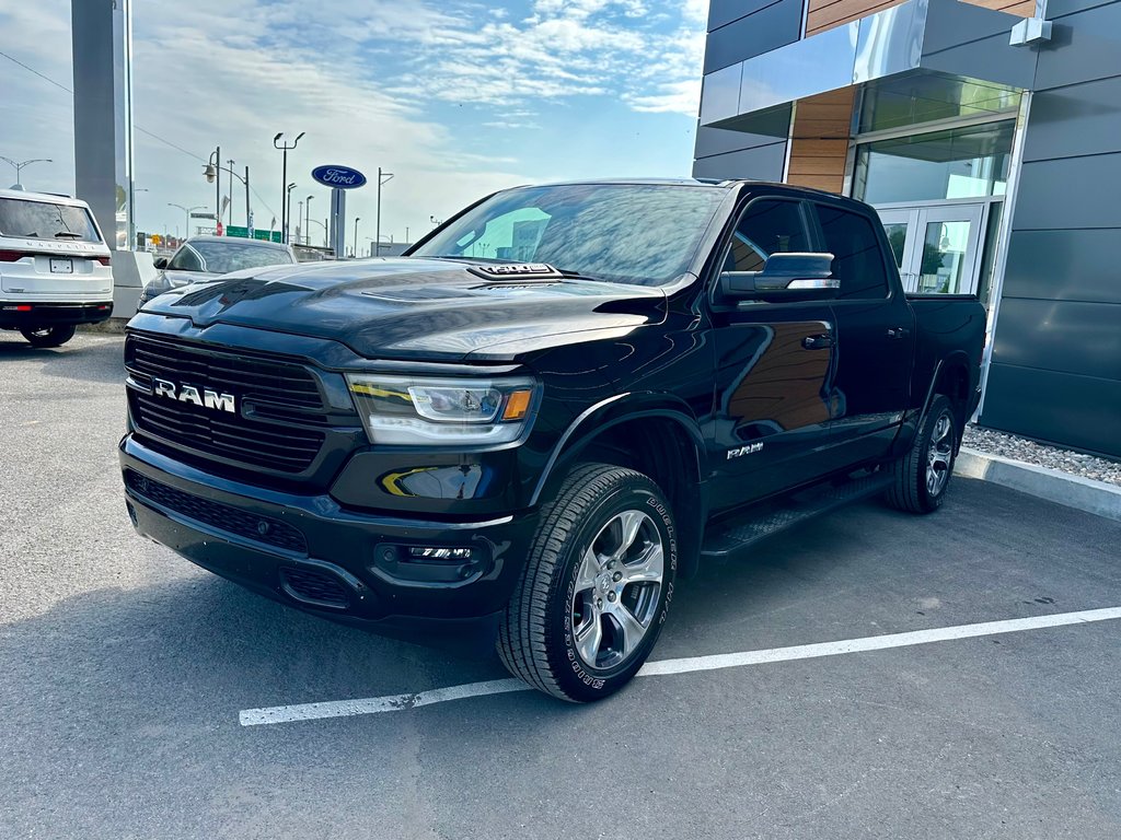 1500 Laramie Sport CrewCab V8 4X4 2022 à Saint-Hyacinthe, Québec - 1 - w1024h768px