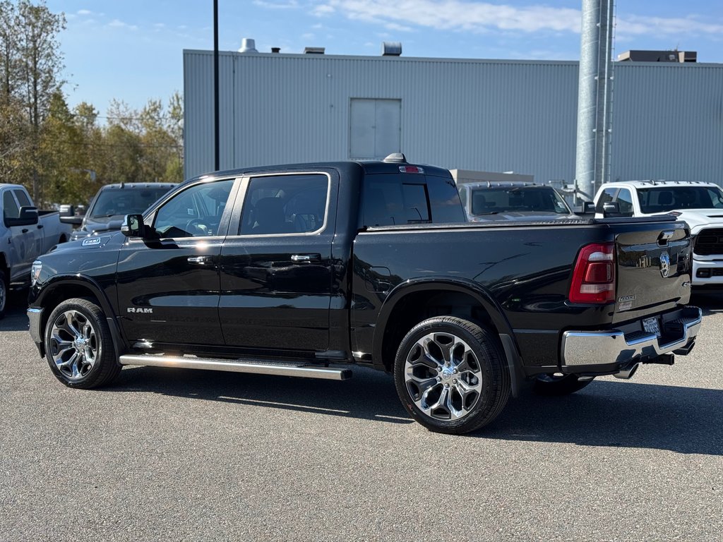 1500 LARAMIE 4X4 CREW CAB | V8 | TOIT PANORAMIQUE 2022 à Sherbrooke, Québec - 4 - w1024h768px