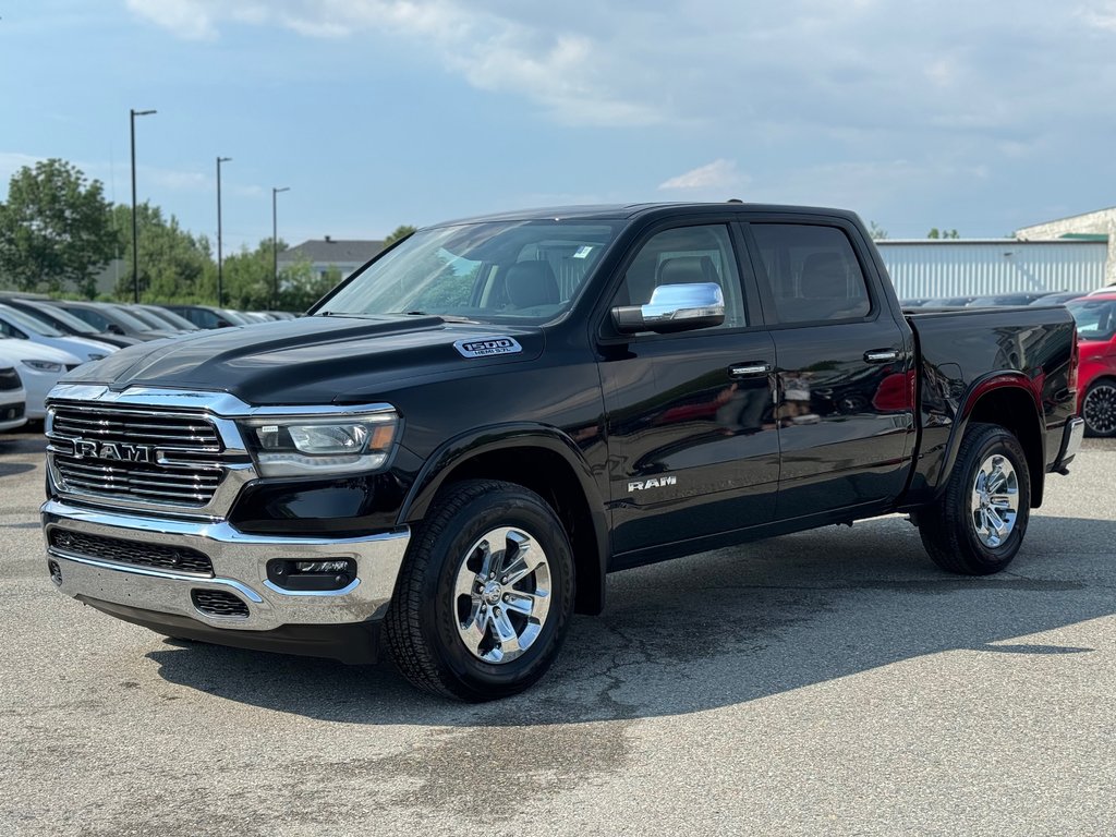 1500 LARAMIE 4X4 CREW CAB | V8 | TOIT PANORAMIQUE 2022 à Sherbrooke, Québec - 1 - w1024h768px