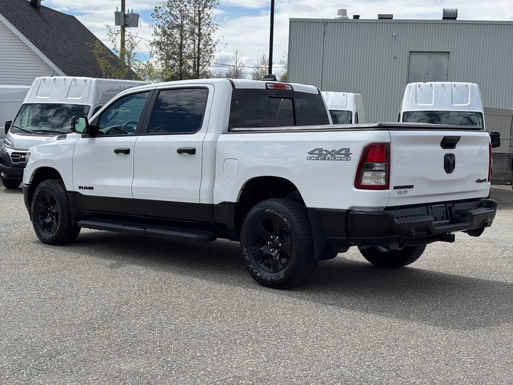 2023 Ram 1500 BIG HORN 4X4 CREW CAB // V8 // BACK COUNTRY in Sherbrooke, Quebec - 4 - w1024h768px