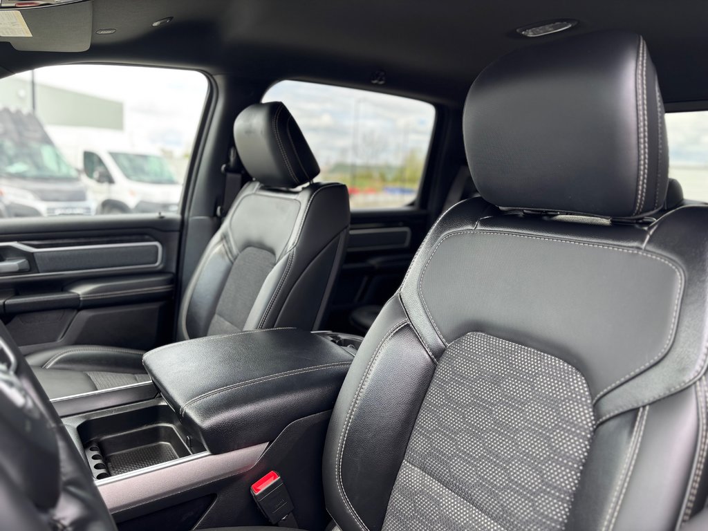 2023 Ram 1500 BIG HORN 4X4 CREW CAB // V8 // BACK COUNTRY in Sherbrooke, Quebec - 8 - w1024h768px