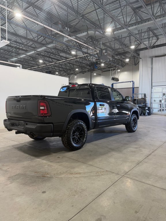 2026 Ram 1500 REBEL in Saint-Hyacinthe, Quebec - 5 - w1024h768px