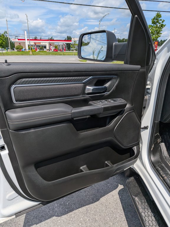 2026 Ram 1500 Big Horn in Saint-Hyacinthe, Quebec - 9 - w1024h768px