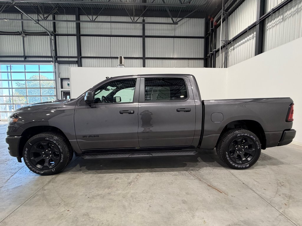 2026 Ram 1500 EXPRESS in Saint-Hyacinthe, Quebec - 8 - w1024h768px
