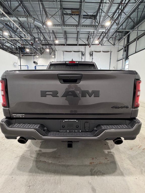 2026 Ram 1500 EXPRESS in Saint-Hyacinthe, Quebec - 6 - w1024h768px