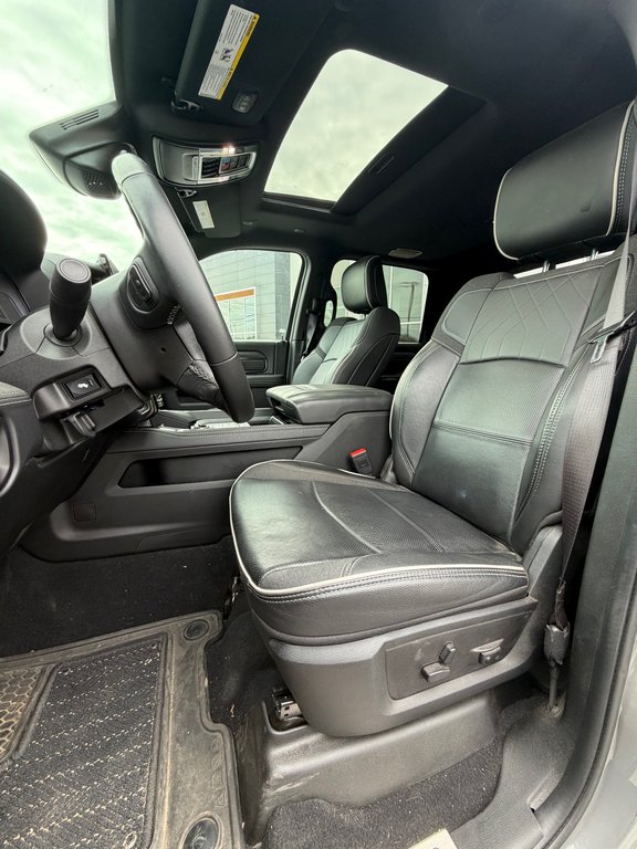 2026 Ram 2500 Limited in Saint-Hyacinthe, Quebec - 11 - w1024h768px