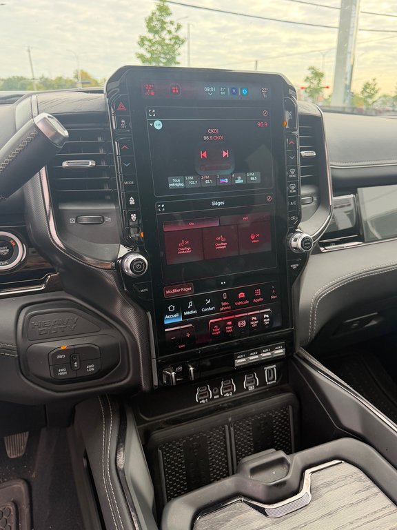 2026 Ram 2500 Limited in Saint-Hyacinthe, Quebec - 13 - w1024h768px
