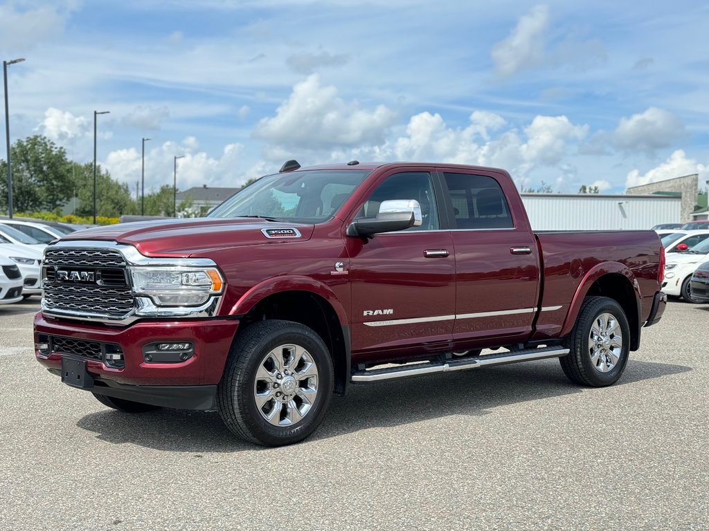 3500 LIMITED CREW CAB 4X4 BOITE 6,4' NIVEAU 1 2022 à Sherbrooke, Québec - 1 - w1024h768px