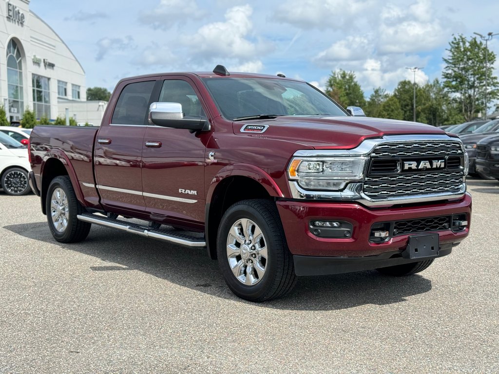 3500 LIMITED CREW CAB 4X4 BOITE 6,4' NIVEAU 1 2022 à Sherbrooke, Québec - 2 - w1024h768px