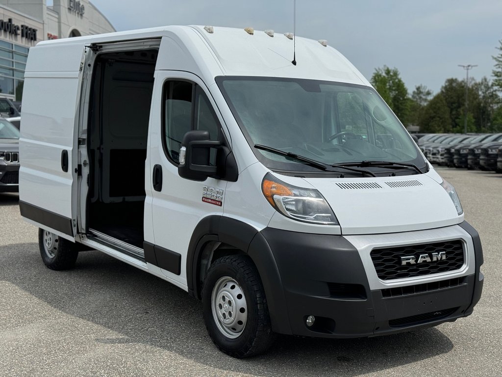 ProMaster Cargo Van 2500 136 HIGHROOF | CONVERTION PROPANE 2021 à Sherbrooke, Québec - 3 - w1024h768px