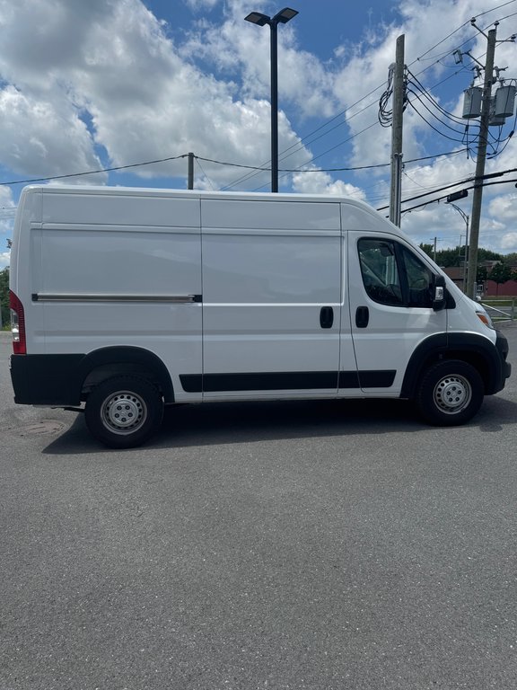 2025 Ram ProMaster Cargo Van Tradesman in Saint-Hyacinthe, Quebec - 7 - w1024h768px