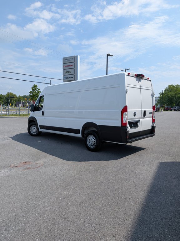 Ram ProMaster Cargo Van Tradesman 2025 à Saint-Hyacinthe, Québec - 2 - w1024h768px