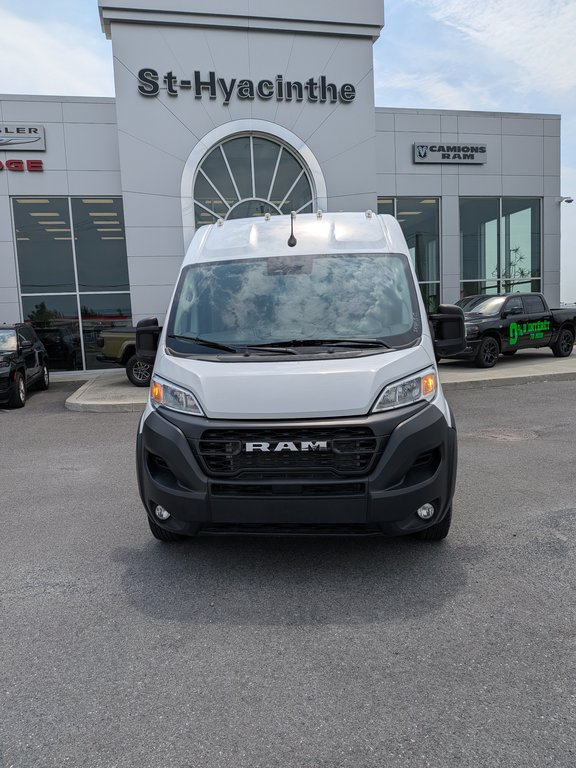 2025 Ram ProMaster Cargo Van Tradesman in Saint-Hyacinthe, Quebec - 3 - w1024h768px