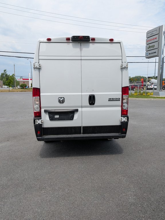 2025 Ram ProMaster Cargo Van Tradesman in Saint-Hyacinthe, Quebec - 4 - w1024h768px