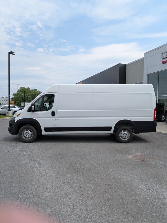 2025 Ram ProMaster Cargo Van Tradesman in Saint-Hyacinthe, Quebec - 5 - w1024h768px
