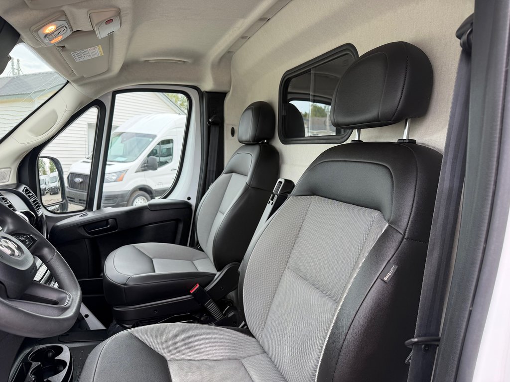 Ram ProMaster Cargo Van 2500 136 WB | HIGH ROOF 2025 à Sherbrooke, Québec - 8 - w1024h768px