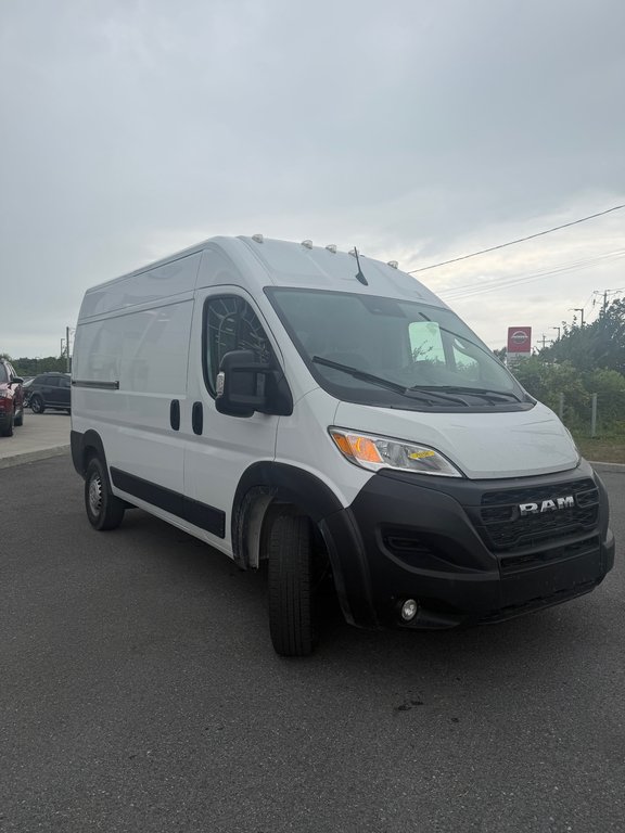 2025 Ram ProMaster Cargo Van Tradesman in Saint-Hyacinthe, Quebec - 15 - w1024h768px