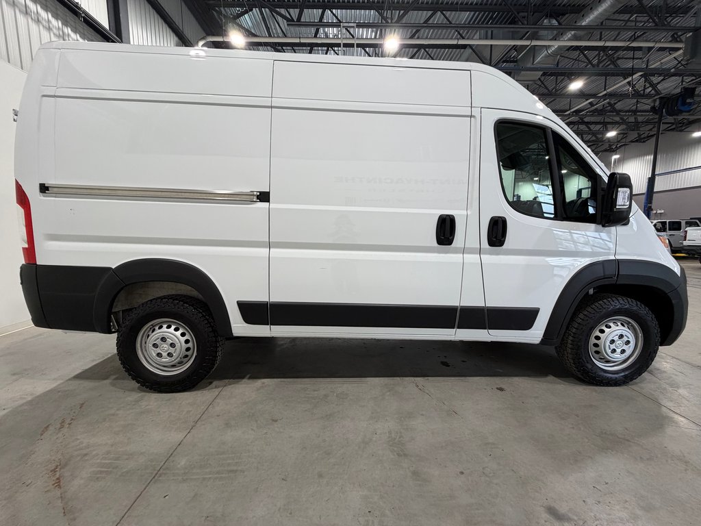 Ram ProMaster Cargo Van Tradesman 2025 à Saint-Hyacinthe, Québec - 4 - w1024h768px