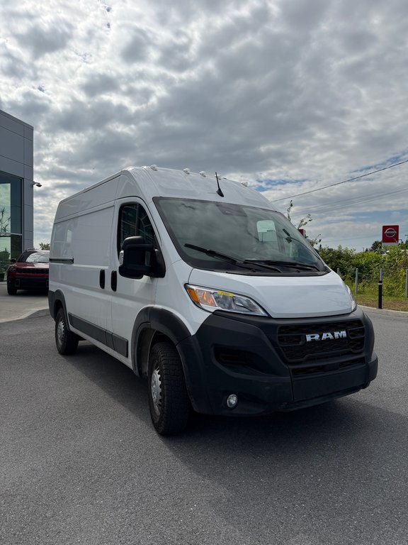 Ram ProMaster Cargo Van Tradesman 2025 à Saint-Hyacinthe, Québec - 2 - w1024h768px