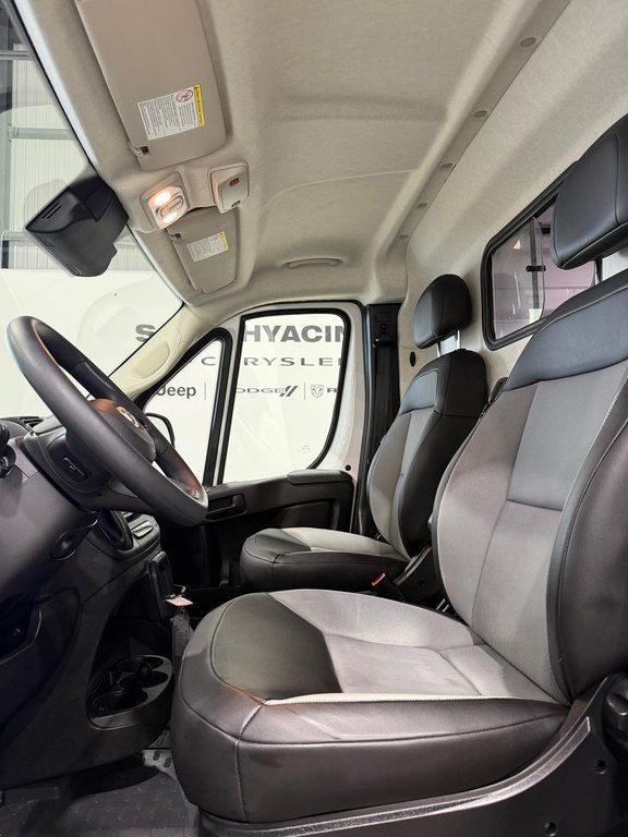 Ram ProMaster Cargo Van Tradesman 2025 à Saint-Hyacinthe, Québec - 10 - w1024h768px
