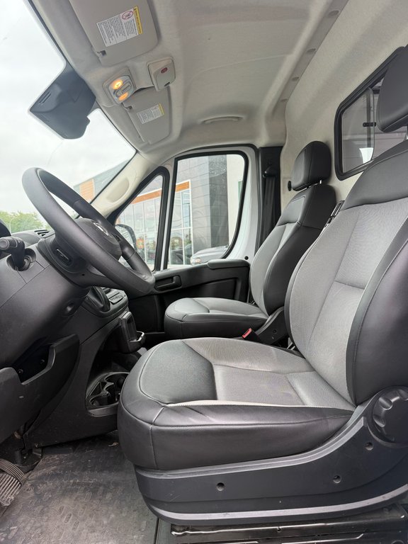 Ram ProMaster Cargo Van Tradesman 2025 à Saint-Hyacinthe, Québec - 11 - w1024h768px