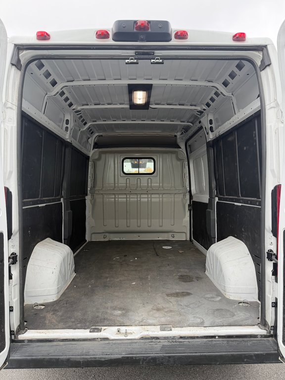 Ram ProMaster Cargo Van Tradesman 2025 à Saint-Hyacinthe, Québec - 9 - w1024h768px
