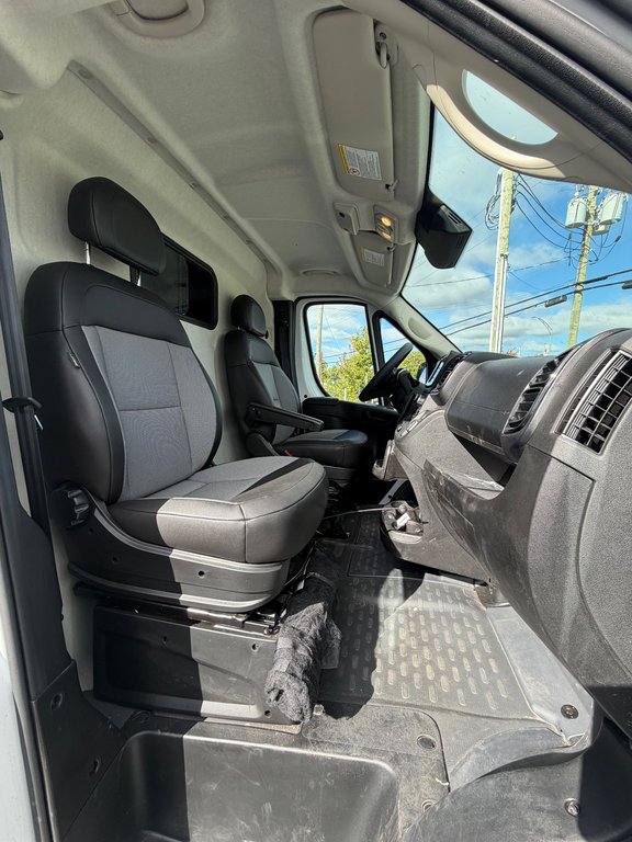 Ram ProMaster Cargo Van Tradesman 2025 à Saint-Hyacinthe, Québec - 11 - w1024h768px