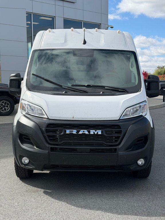 Ram ProMaster Cargo Van Tradesman 2025 à Saint-Hyacinthe, Québec - 2 - w1024h768px