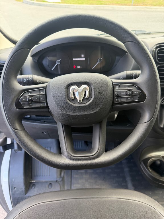 Ram ProMaster Cargo Van Tradesman 2025 à Saint-Hyacinthe, Québec - 13 - w1024h768px