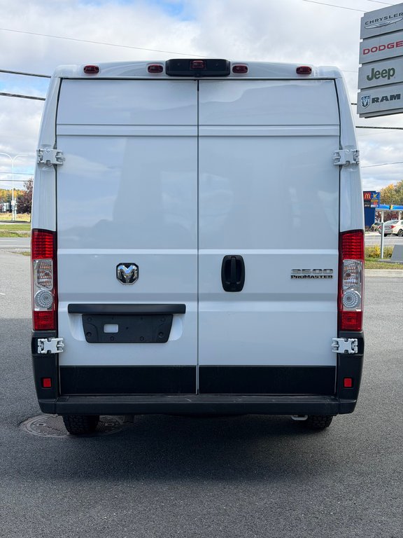 Ram ProMaster Cargo Van Tradesman 2025 à Saint-Hyacinthe, Québec - 6 - w1024h768px
