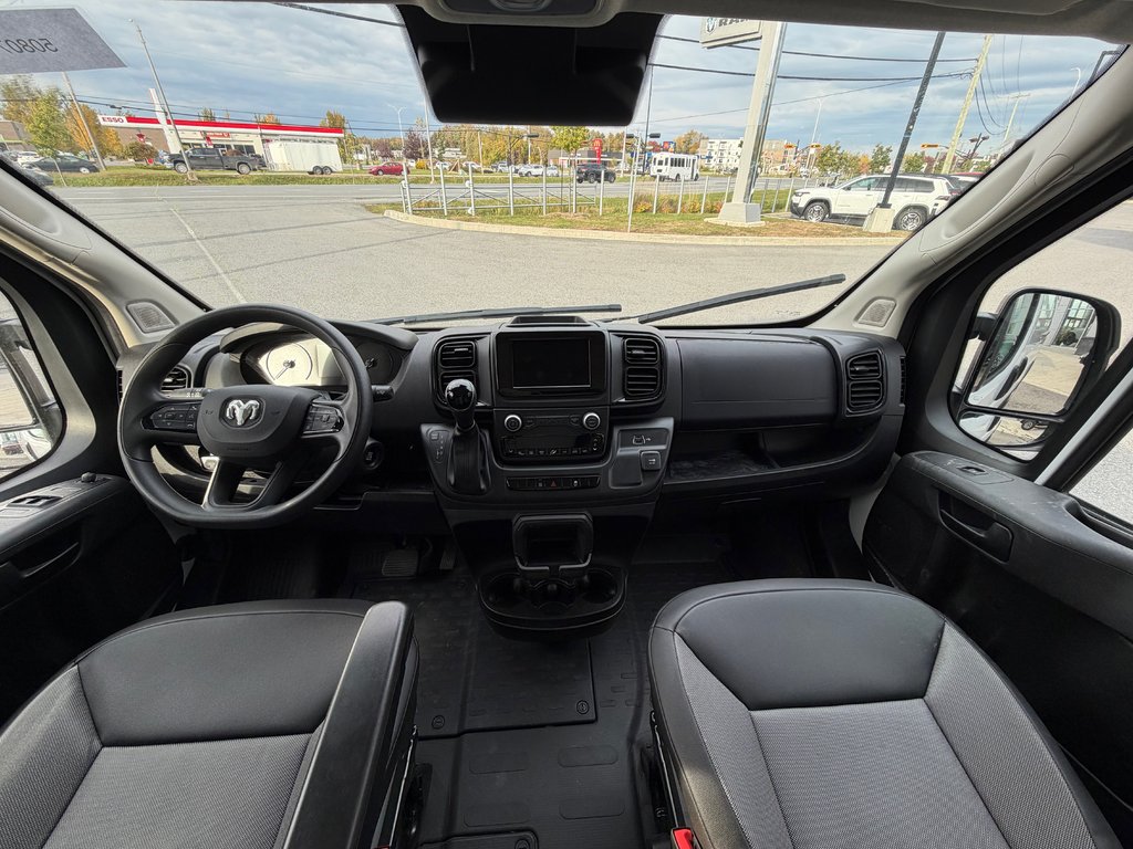 2025 Ram ProMaster Cargo Van Tradesman in Saint-Hyacinthe, Quebec - 10 - w1024h768px
