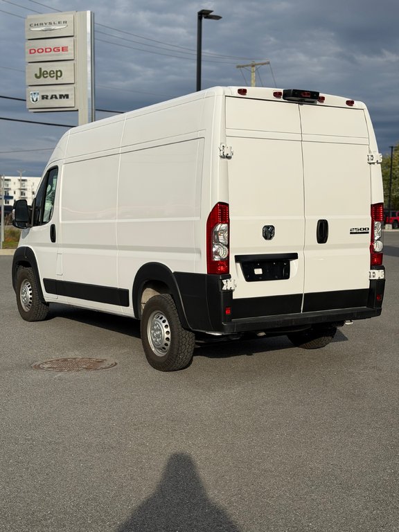 2025 Ram ProMaster Cargo Van Tradesman in Saint-Hyacinthe, Quebec - 7 - w1024h768px
