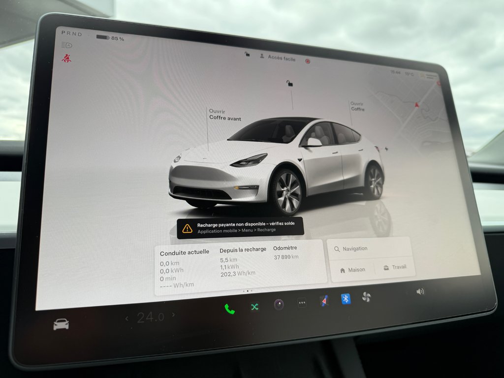 2024 Tesla Model Y STD RANGE in Drummondville, Quebec - 12 - w1024h768px