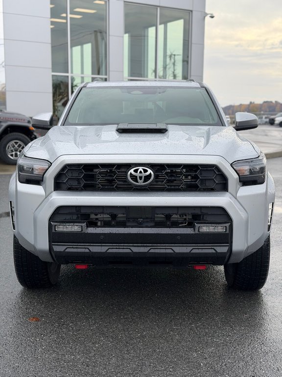 2026 Toyota 4Runner SR5 in Saint-Hyacinthe, Quebec - 2 - w1024h768px