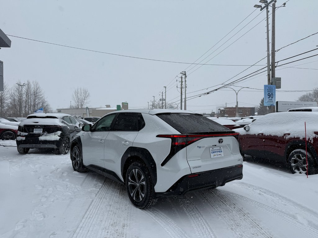 Toyota BZ4X XLE 2023 à Drummondville, Québec - 4 - w1024h768px