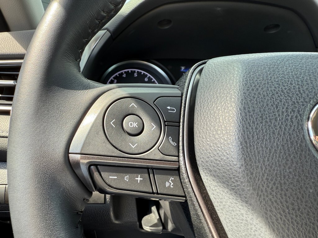 2021 Toyota Camry SE in Drummondville, Quebec - 15 - w1024h768px