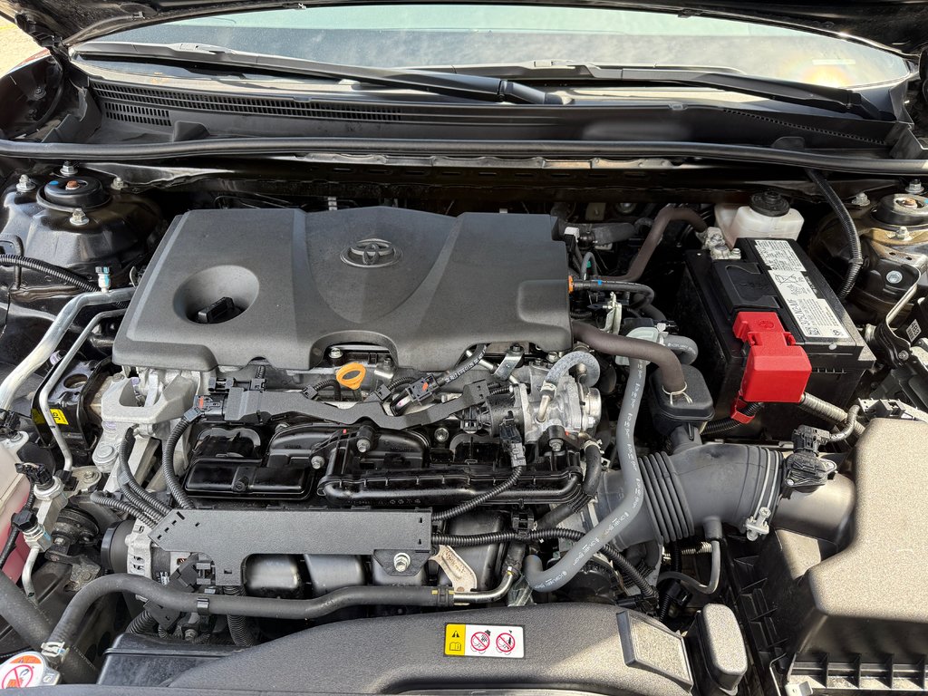 2021 Toyota Camry SE in Drummondville, Quebec - 8 - w1024h768px