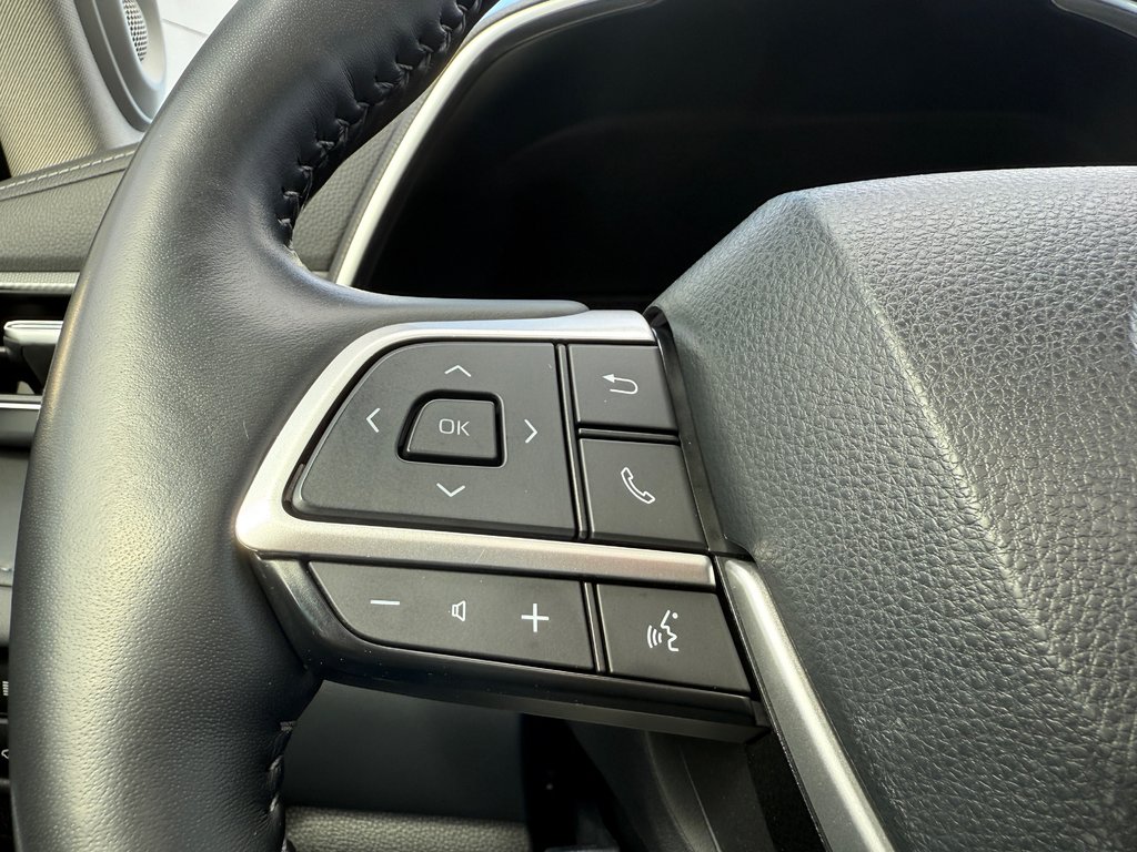 2023 Toyota Highlander Hybrid Limited in Drummondville, Quebec - 15 - w1024h768px