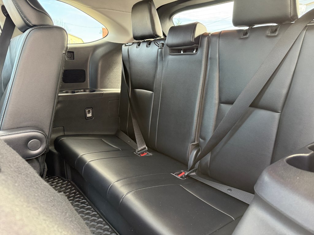 2023 Toyota Highlander Hybrid Limited in Drummondville, Quebec - 10 - w1024h768px