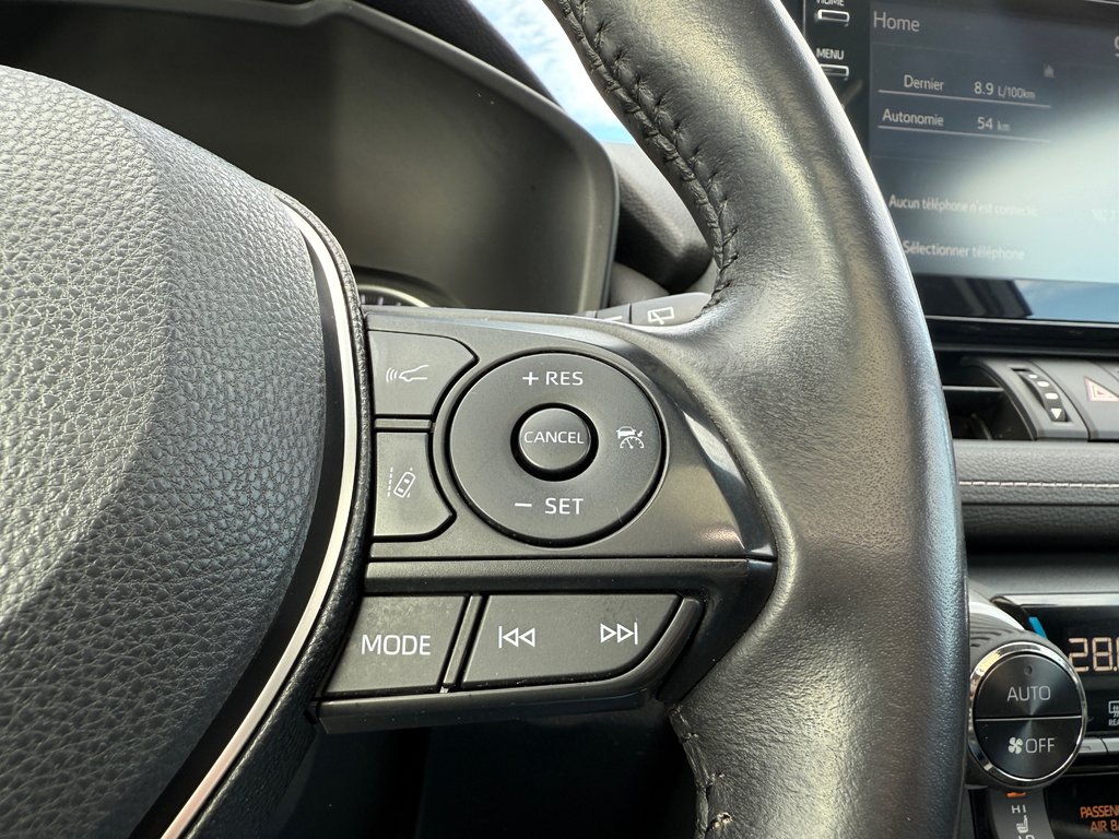 2023 Toyota RAV4 XLE in Drummondville, Quebec - 14 - w1024h768px