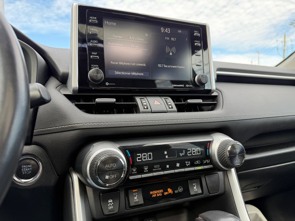 2023 Toyota RAV4 XLE in Drummondville, Quebec - 16 - w1024h768px