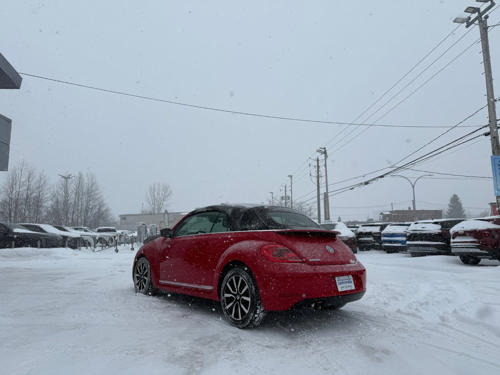 Volkswagen Beetle 18 TSI Convertible TECH PKG 2015 à Drummondville, Québec - 4 - w1024h768px