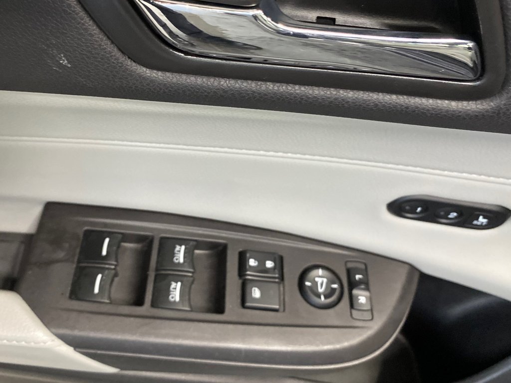 Acura ILX  2017 à Cowansville, Québec - 19 - w1024h768px