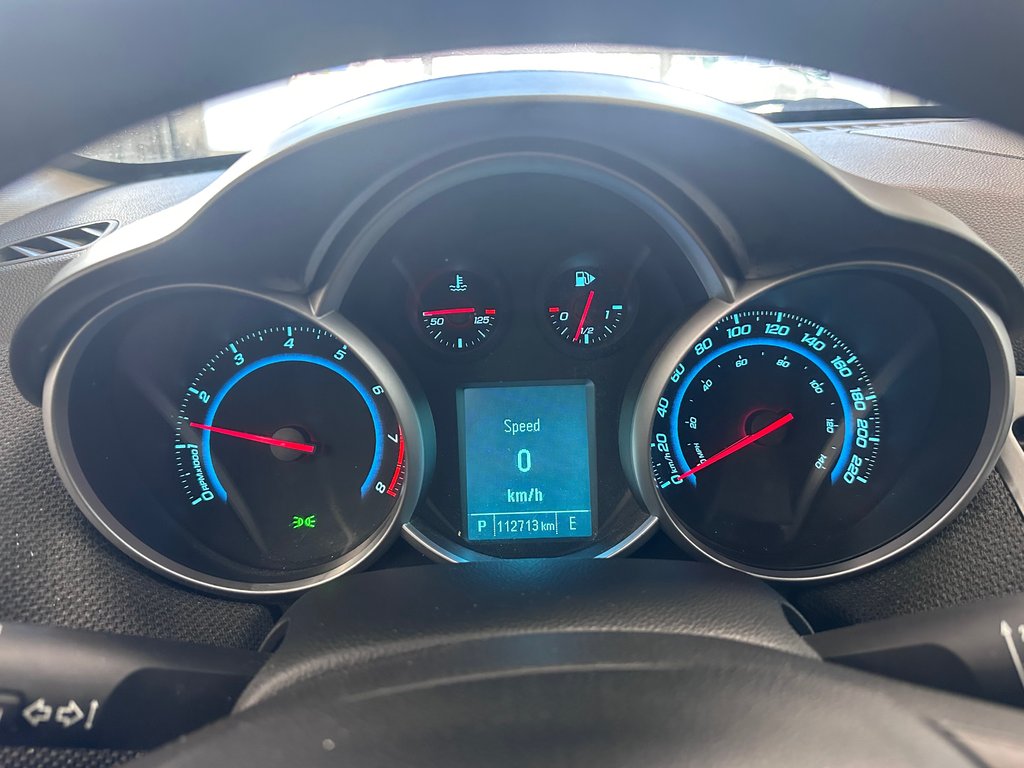 Chevrolet Cruze LT Turbo w/1SA 2012 à Cowansville, Québec - 20 - w1024h768px
